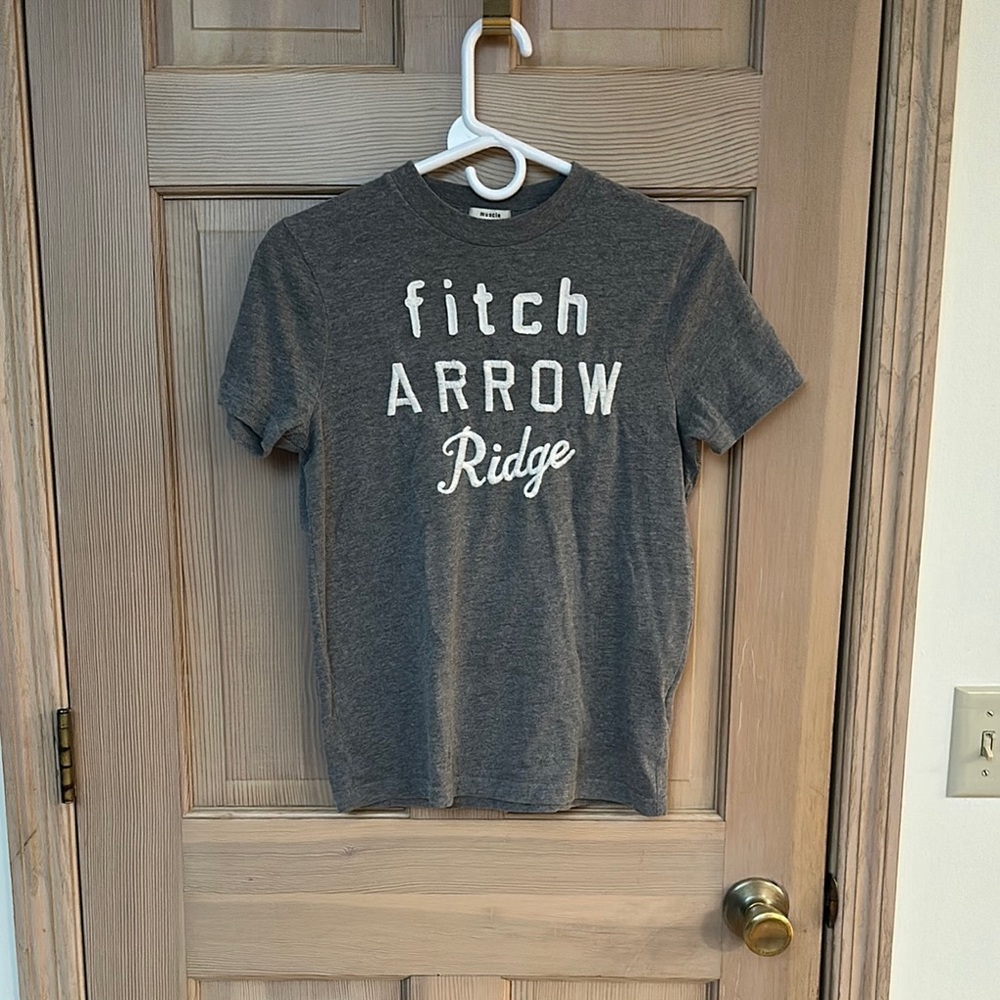 Gray Abercrombie T-Shirt
